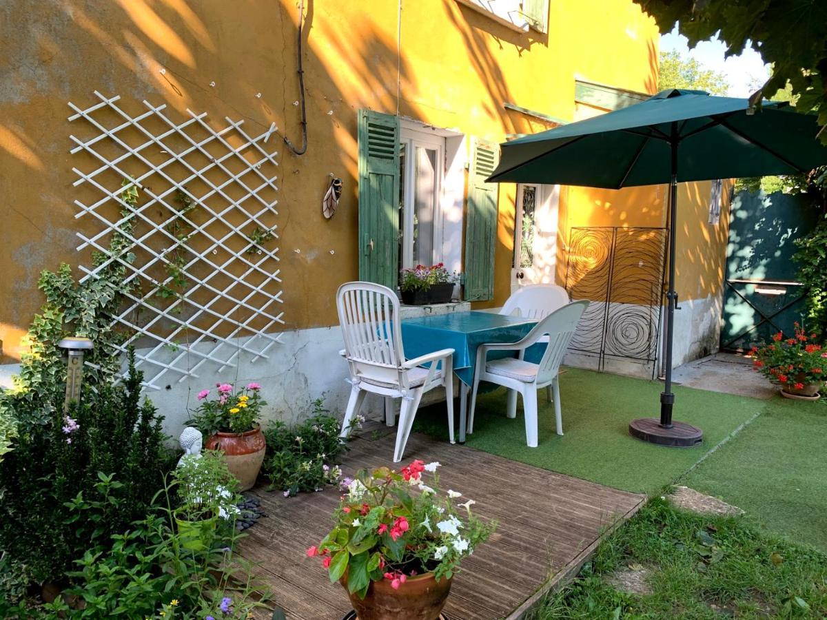 "La Petite Maison" Sainte-Foy-lès-Lyon Exteriér fotografie