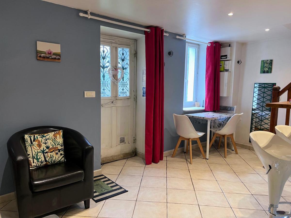 "La Petite Maison" Sainte-Foy-lès-Lyon Exteriér fotografie